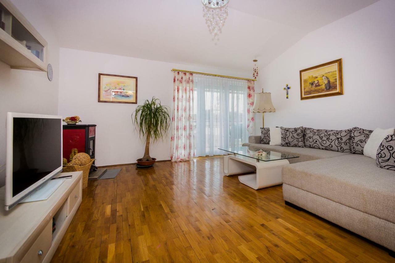 Apartman Marija Apartment สปลิท ภายนอก รูปภาพ